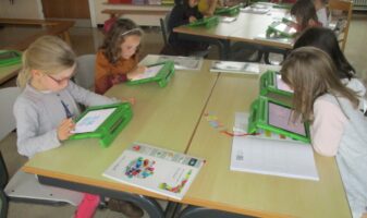 wey-ipad 1